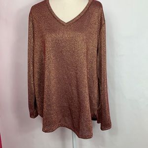 Faded Glory thin long sleeve v- neck top.wine color with shiny gold thread